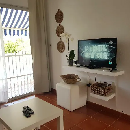 Apartment 2-3 *